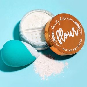 💗BEAUTY BAKERIE Flour Setting Powder Translucent